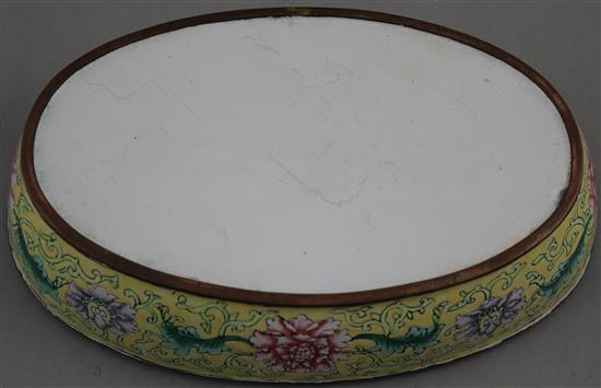 A Chinese enamel Canton enamel oval box and cover, late 19th / early 20th century, 26.5cm